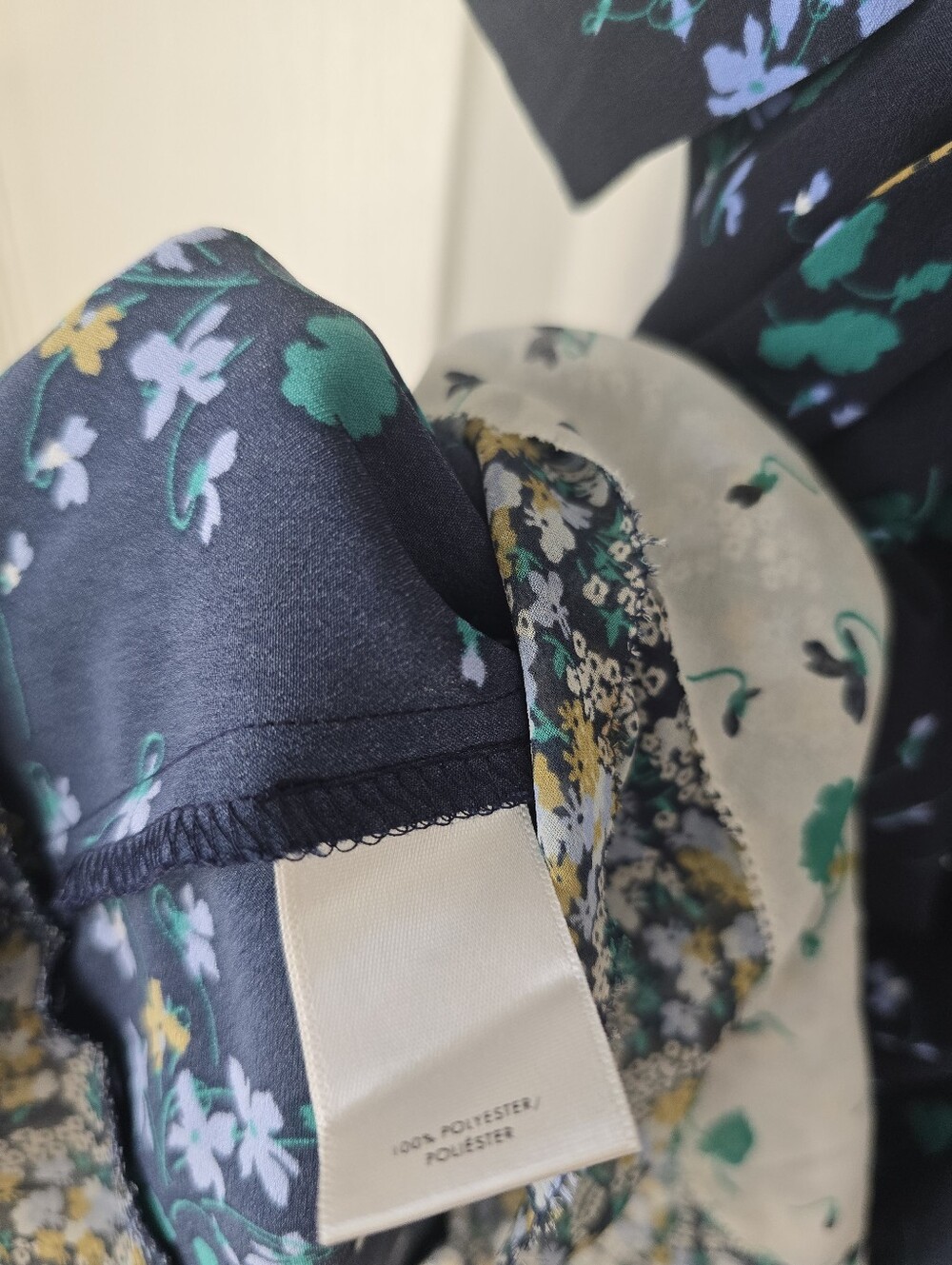 Ann Taylor Petite 2P Floral Tie Waist Flutter Sleeve Dress - Picture 7 of 7